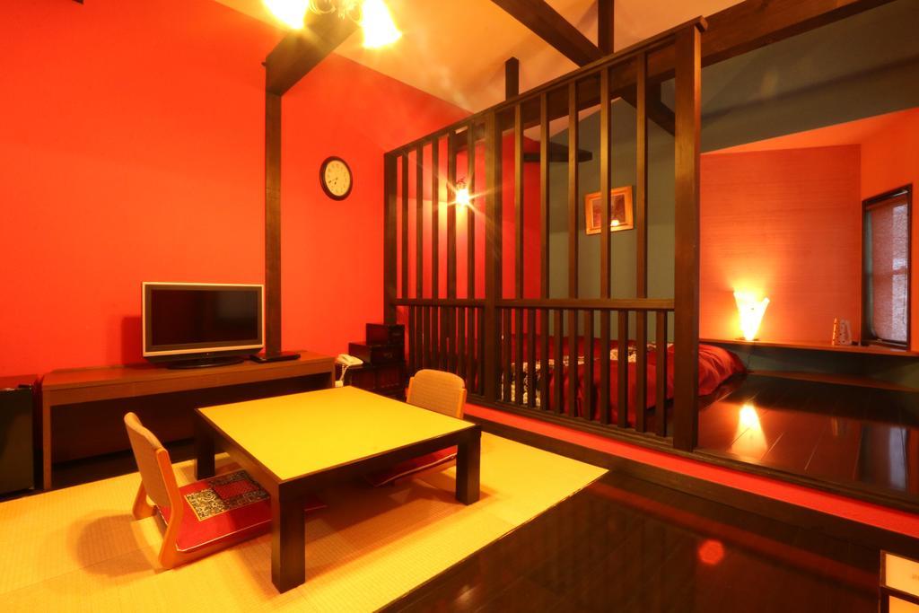 Ohbu Hotel อิโตะ ภายนอก รูปภาพ